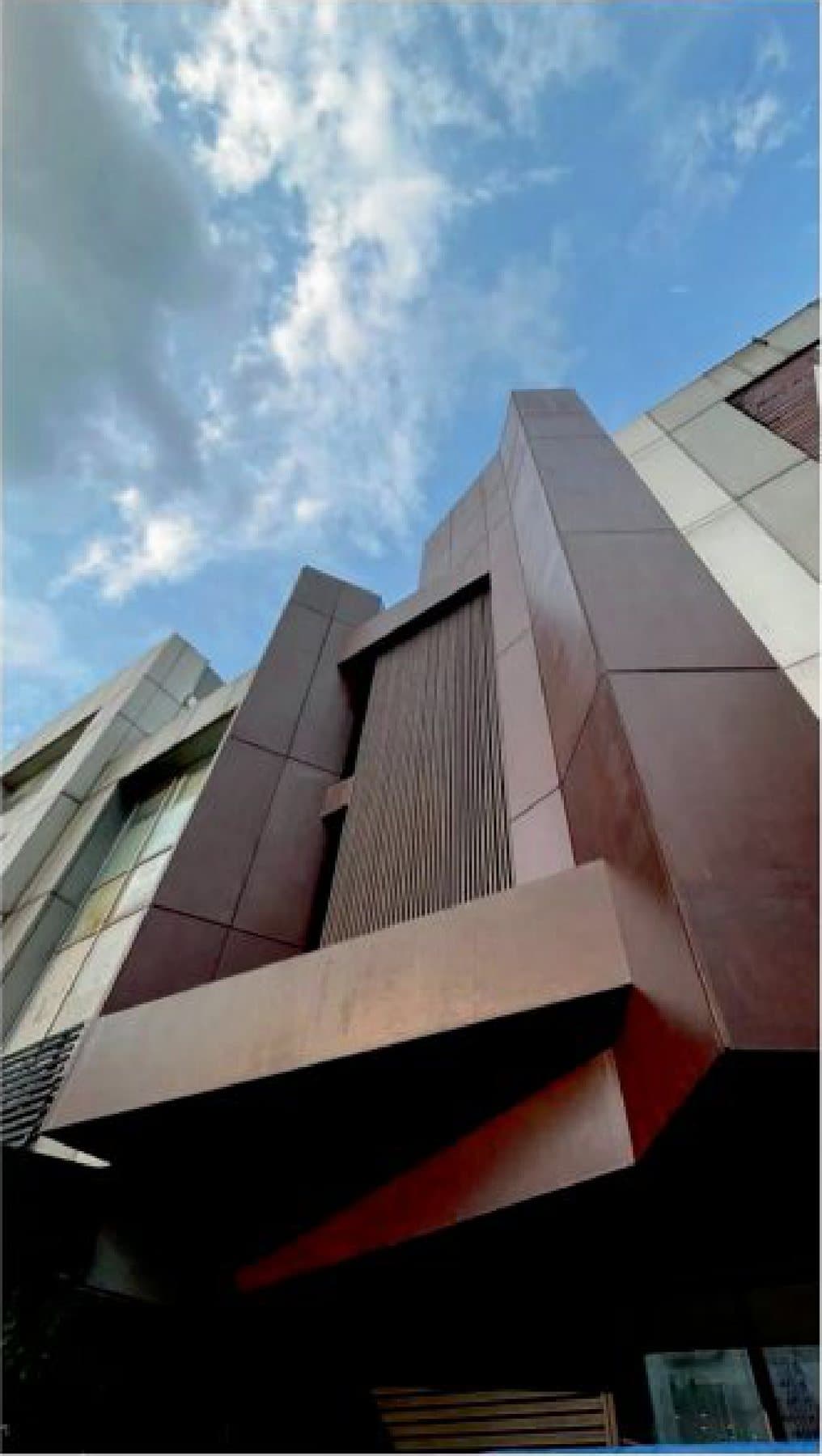 The Jakarta showroom at Alam Sutera, in bronze and stone