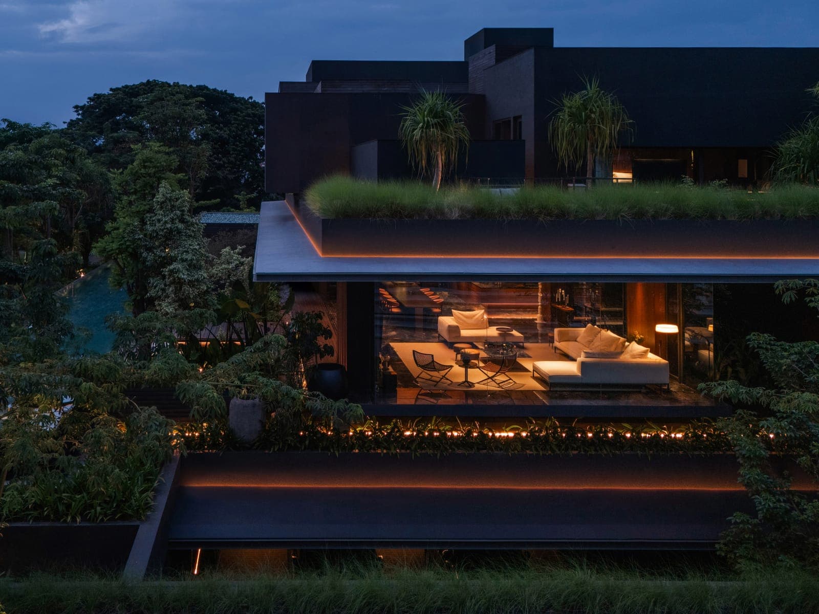 BA House